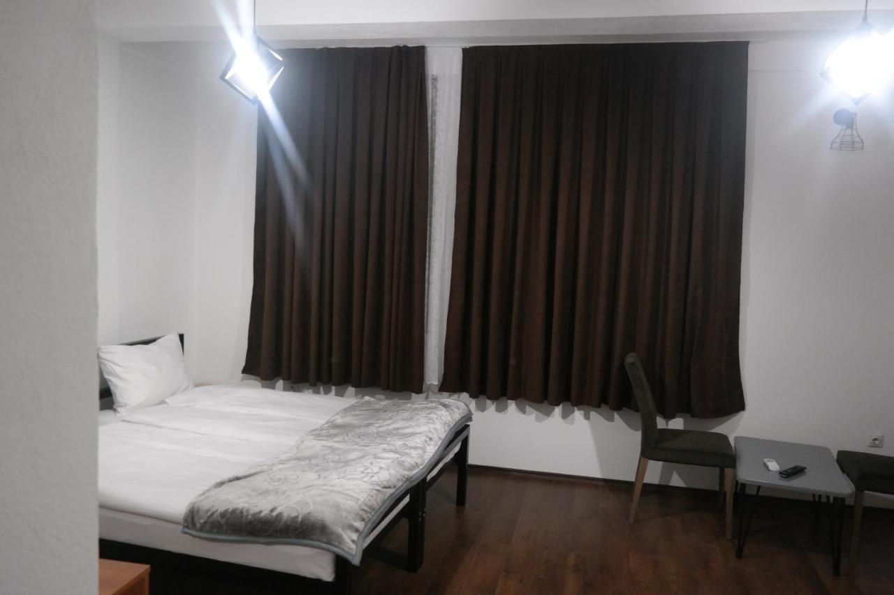 Villa Family Kumanovo Eksteriør billede