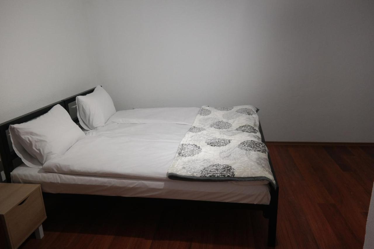 Villa Family Kumanovo Eksteriør billede