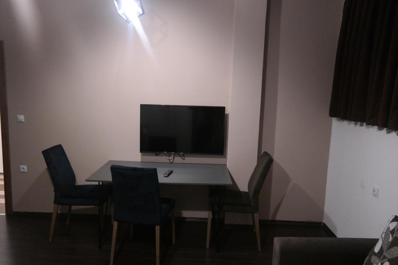 Villa Family Kumanovo Eksteriør billede