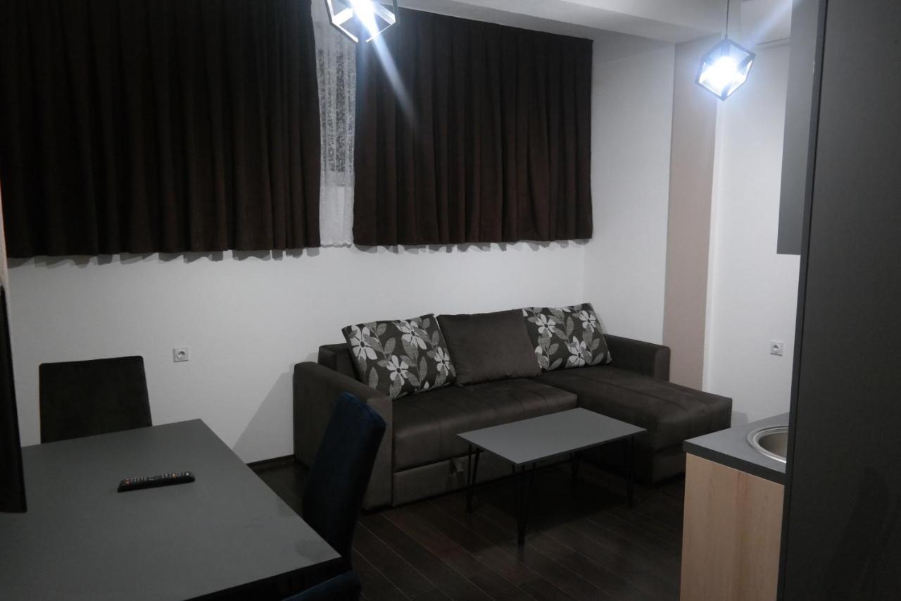 Villa Family Kumanovo Eksteriør billede