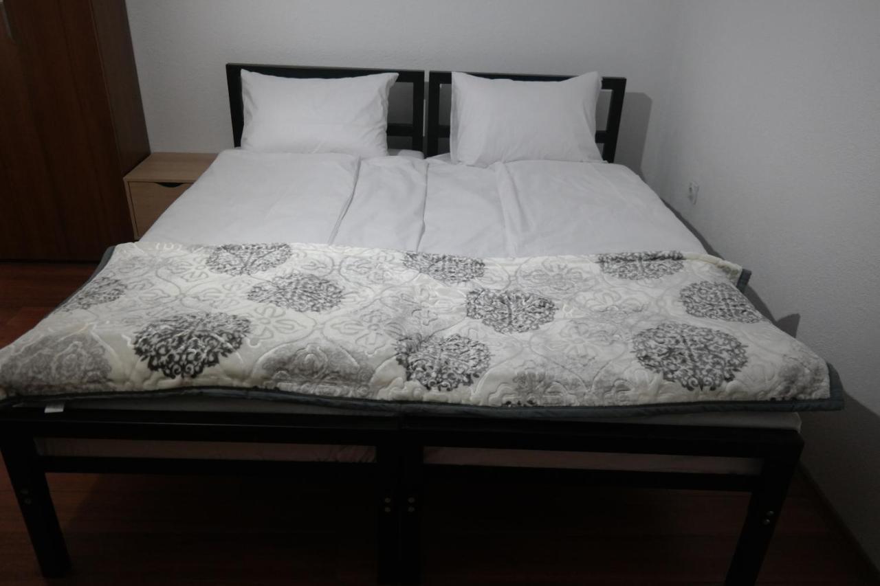 Villa Family Kumanovo Eksteriør billede