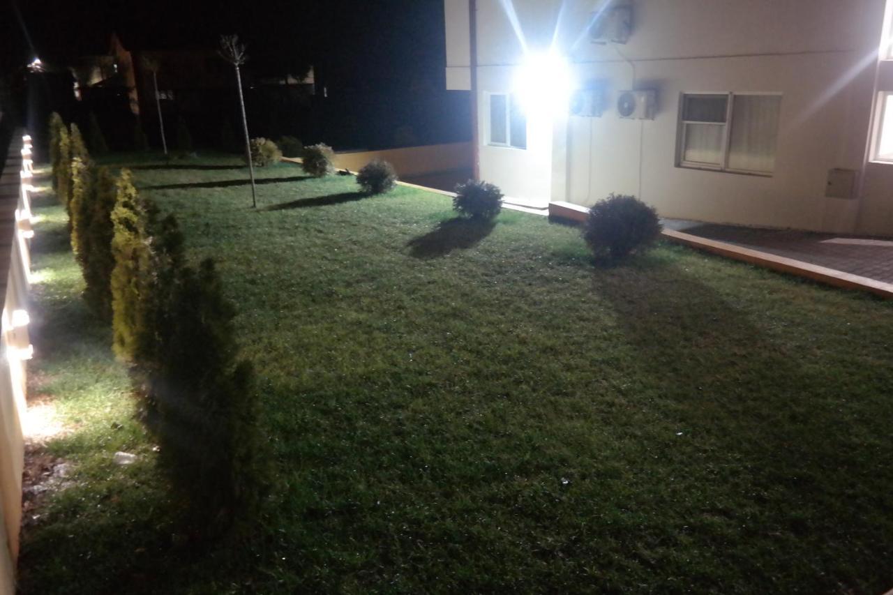 Villa Family Kumanovo Eksteriør billede